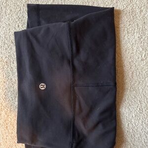 lululemon athletica wunder under shorts size 2, worn twice